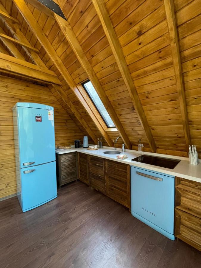 Panurlawoodenhouse Ozel Havuz& Sauna Mavi Exteriér fotografie